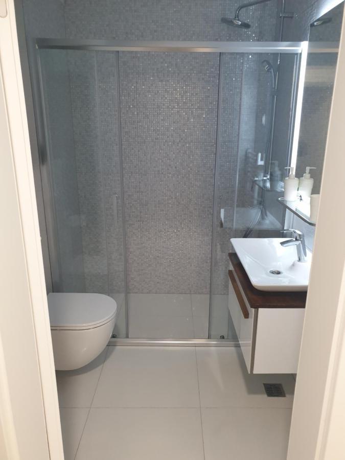 Apartman Viktoria Tuzla Esterno foto