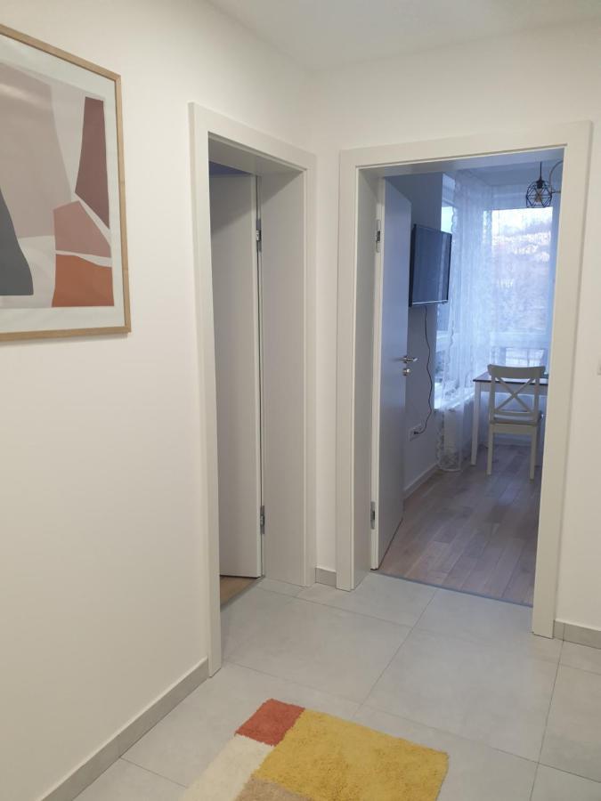 Apartman Viktoria Tuzla Esterno foto